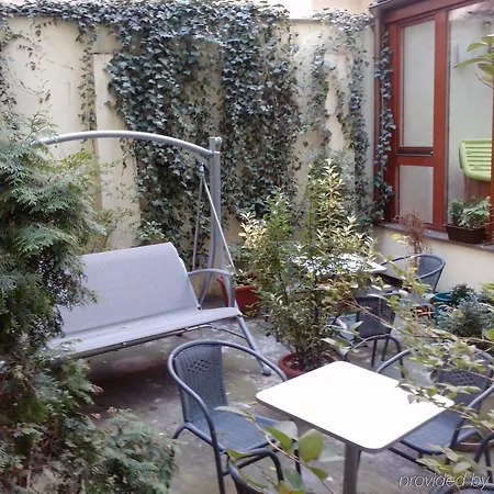 5 Aparthotel Prague