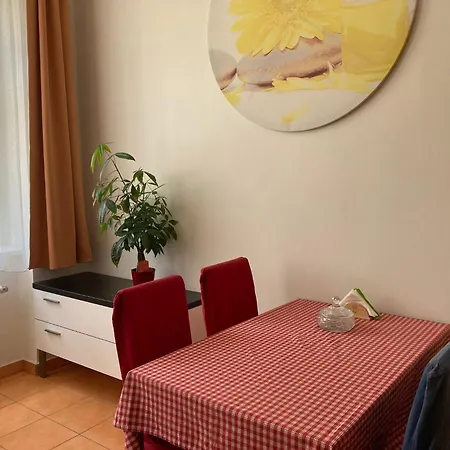 5 Lägenhetshotell 3*