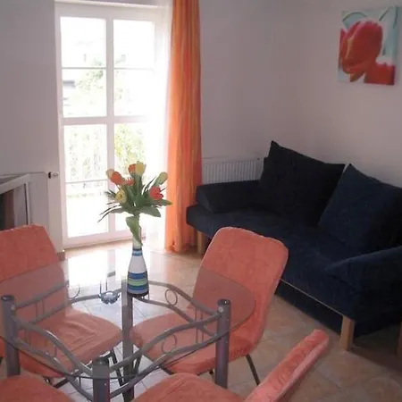 5 Aparthotel 3*