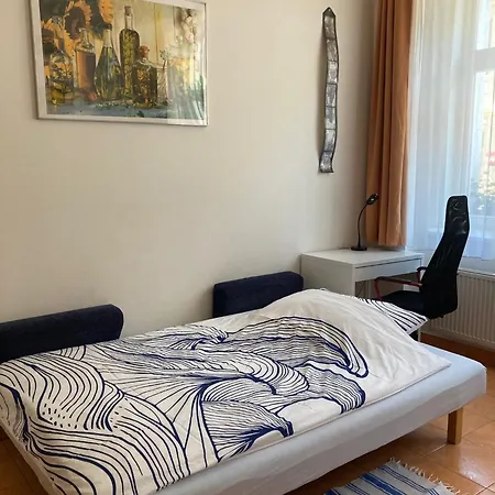 5 Aparthotel